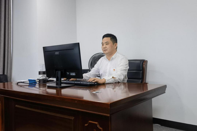 基層職工熱議黨的二十大系列報(bào)道（三） ：愛崗敬業(yè)、無私奉獻(xiàn)，在公司高質(zhì)量發(fā)展中拼搏奮斗